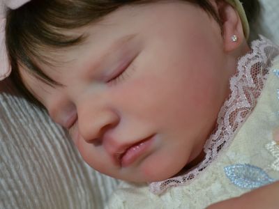 Bebê Reborn - Kit Quinn / Corpo de tecido (3.900,00)